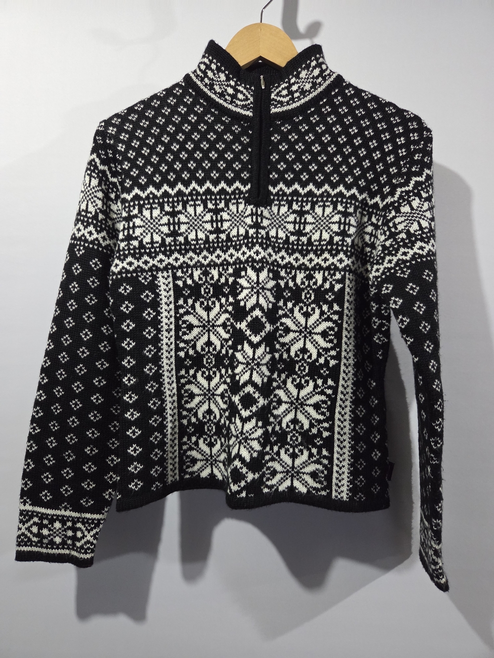 Obermeyer Signature Sweater M